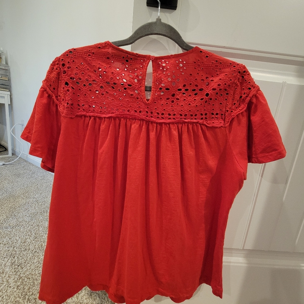Lane Bryant Short Sleeved Poppy Eyelet Top Size 14/16